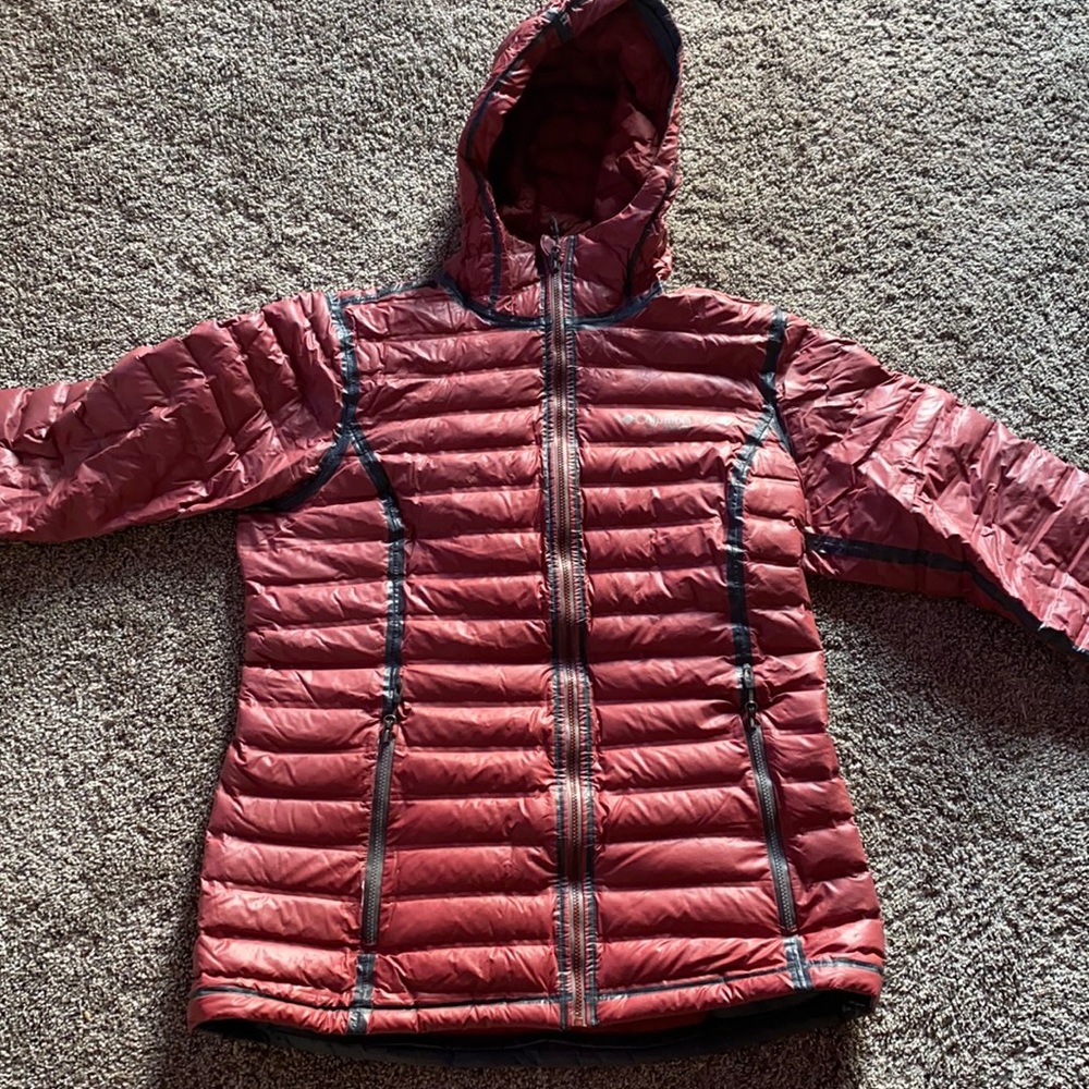 Columbia Titanium Outdry Down Jacket. Size L
